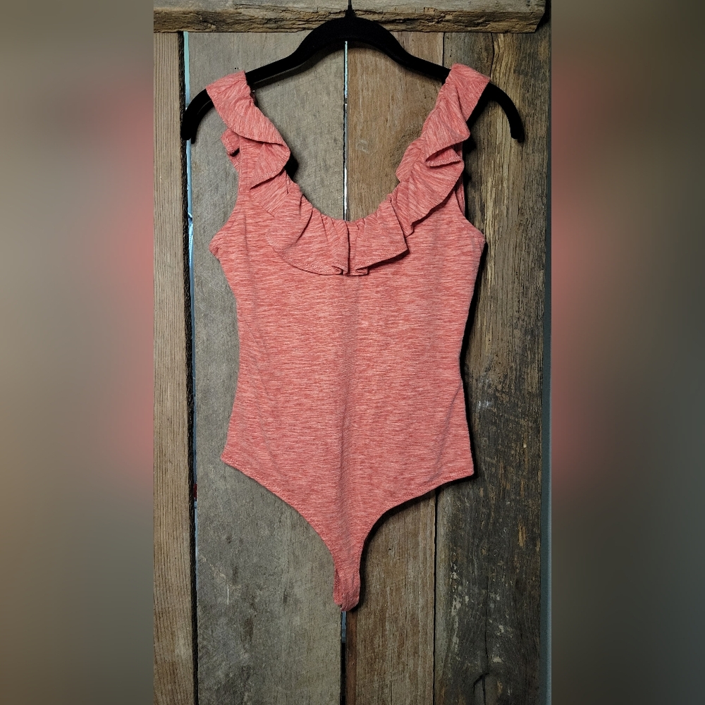 Sadie & Sage "Live Your Dream Ruffle Bodysuit"